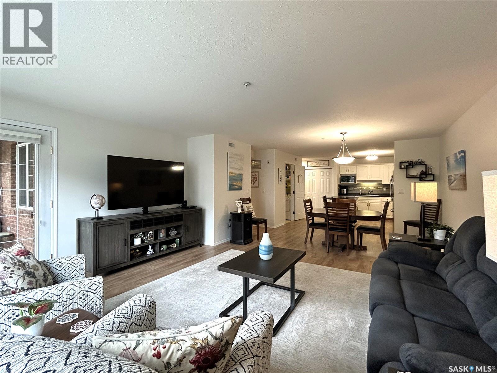 #105 910 Heritage VIEW - 11