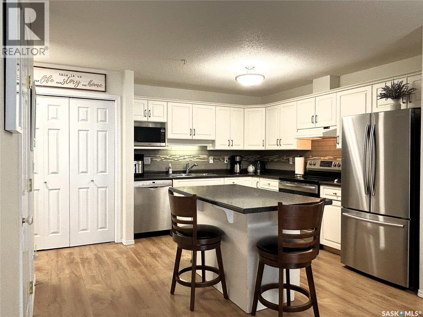 #105 910 Heritage VIEW - 6