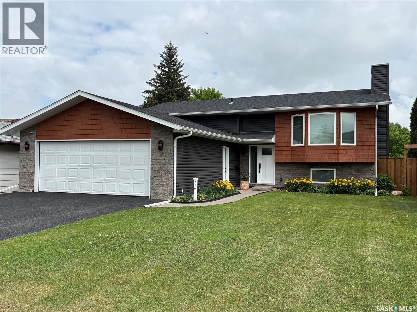 210 Thain WAY - 1