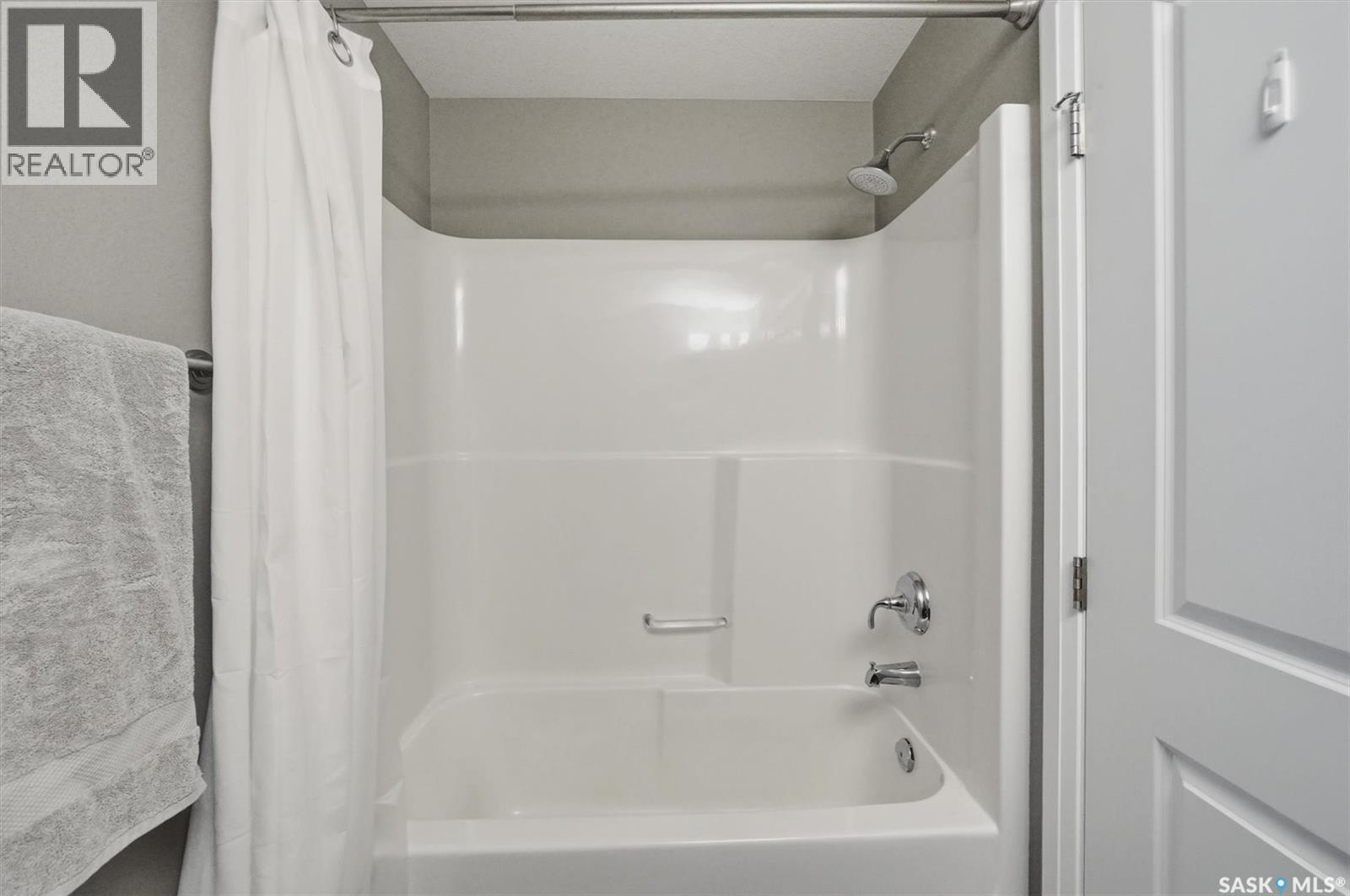 425 Redwood CRESCENT - 22