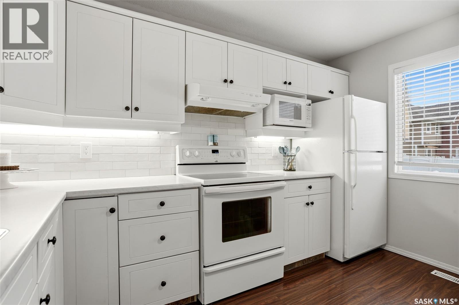 #2179 Toronto STREET - 12
