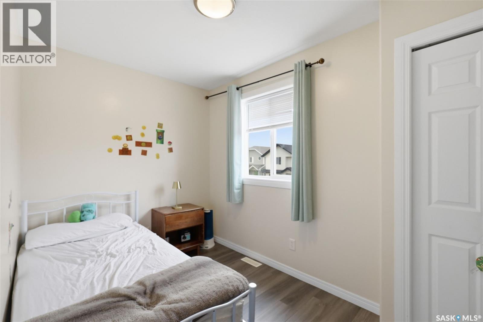 422 Blakeney CRESCENT - 23