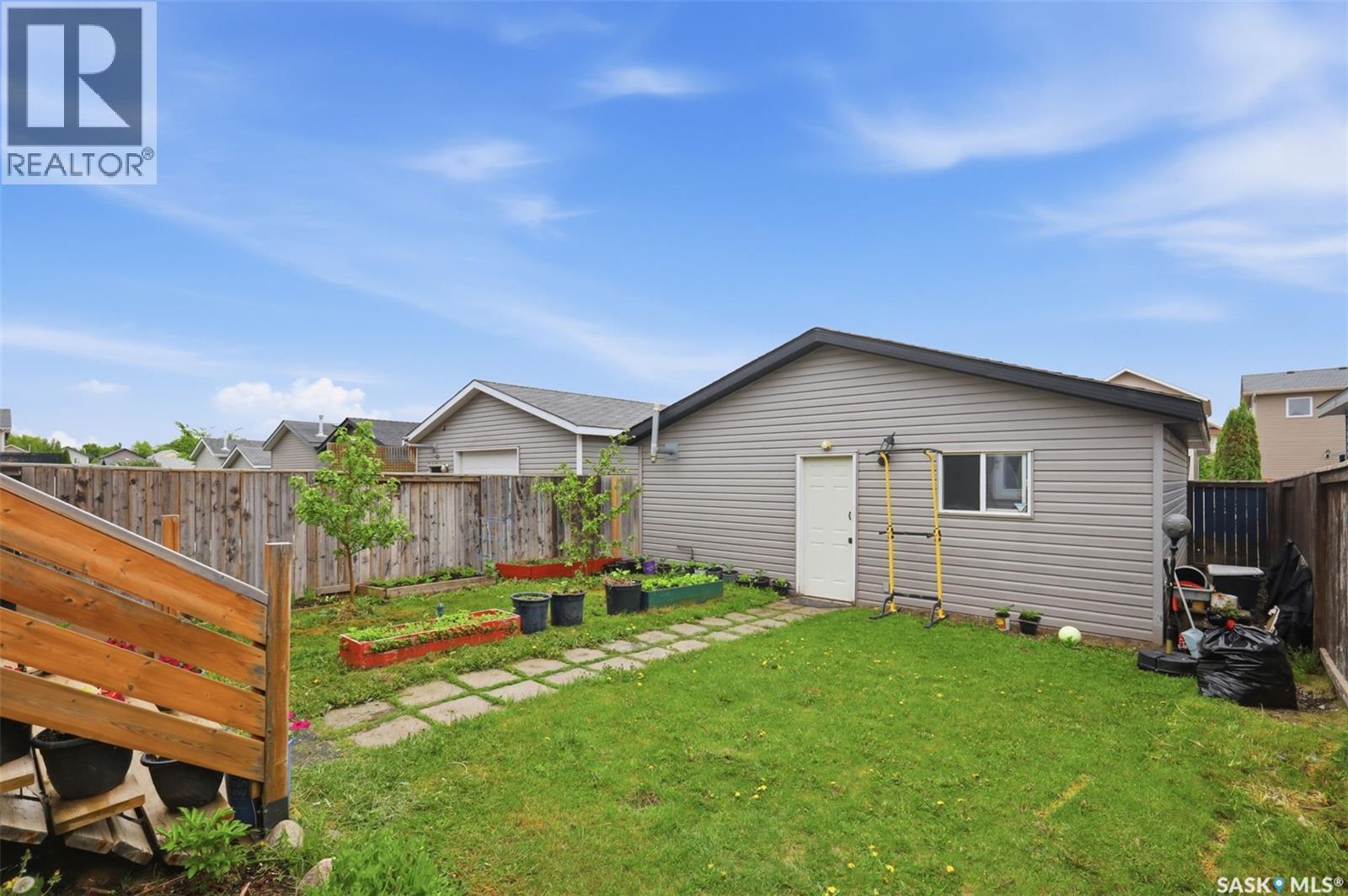 422 Blakeney CRESCENT - 36