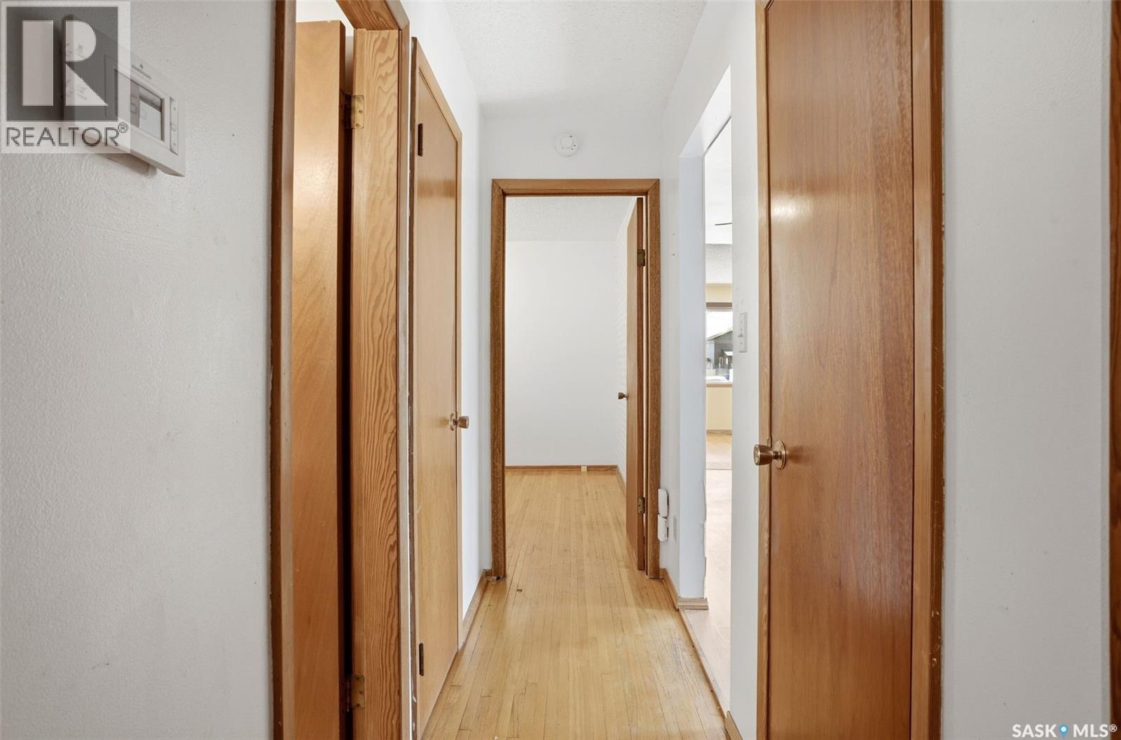 2078 McAra STREET - 13
