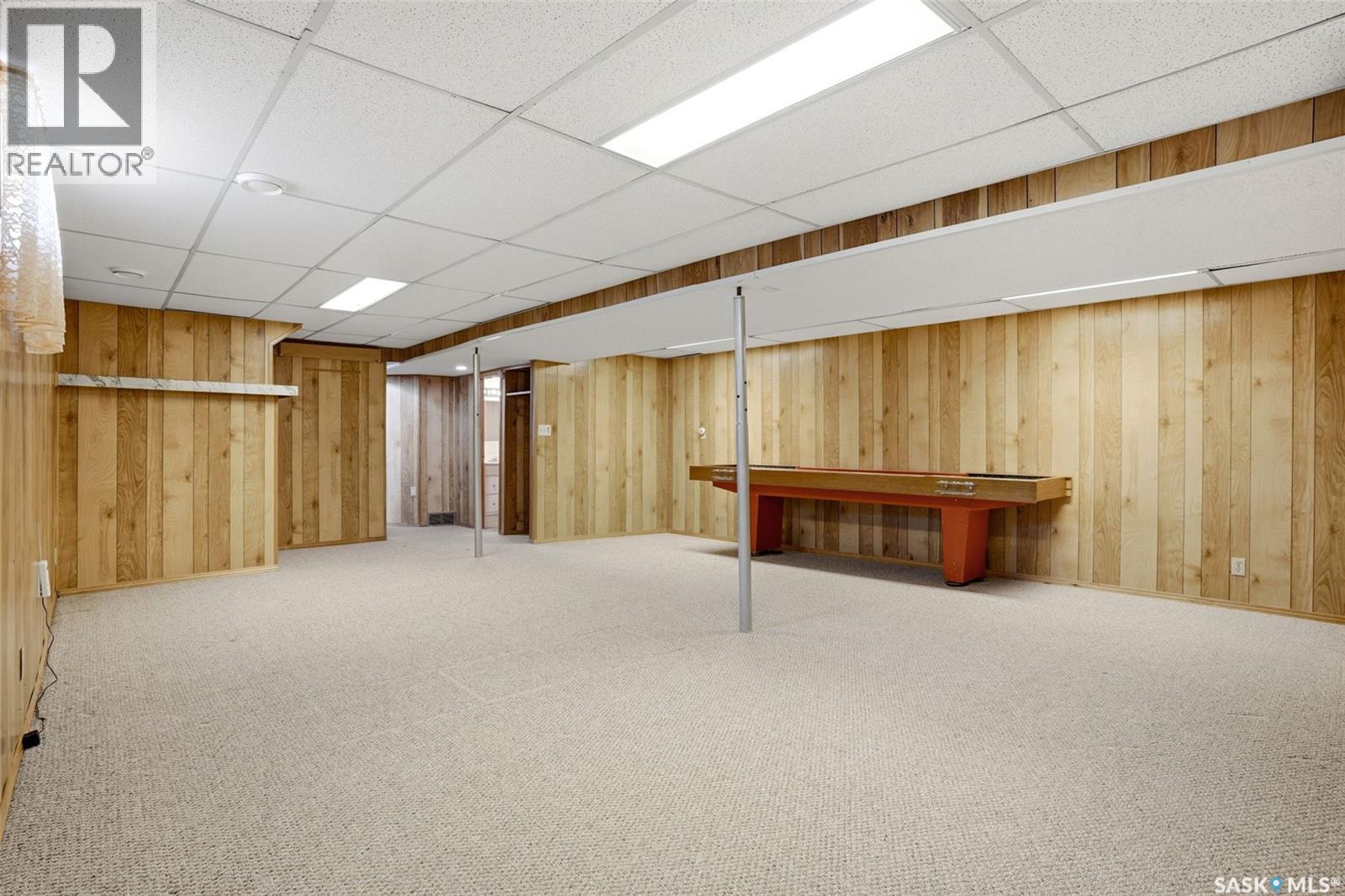 2078 McAra STREET - 27