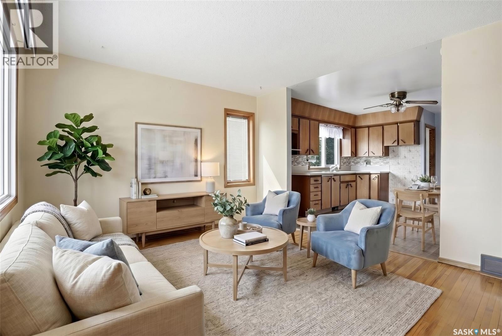 2078 McAra STREET - 8