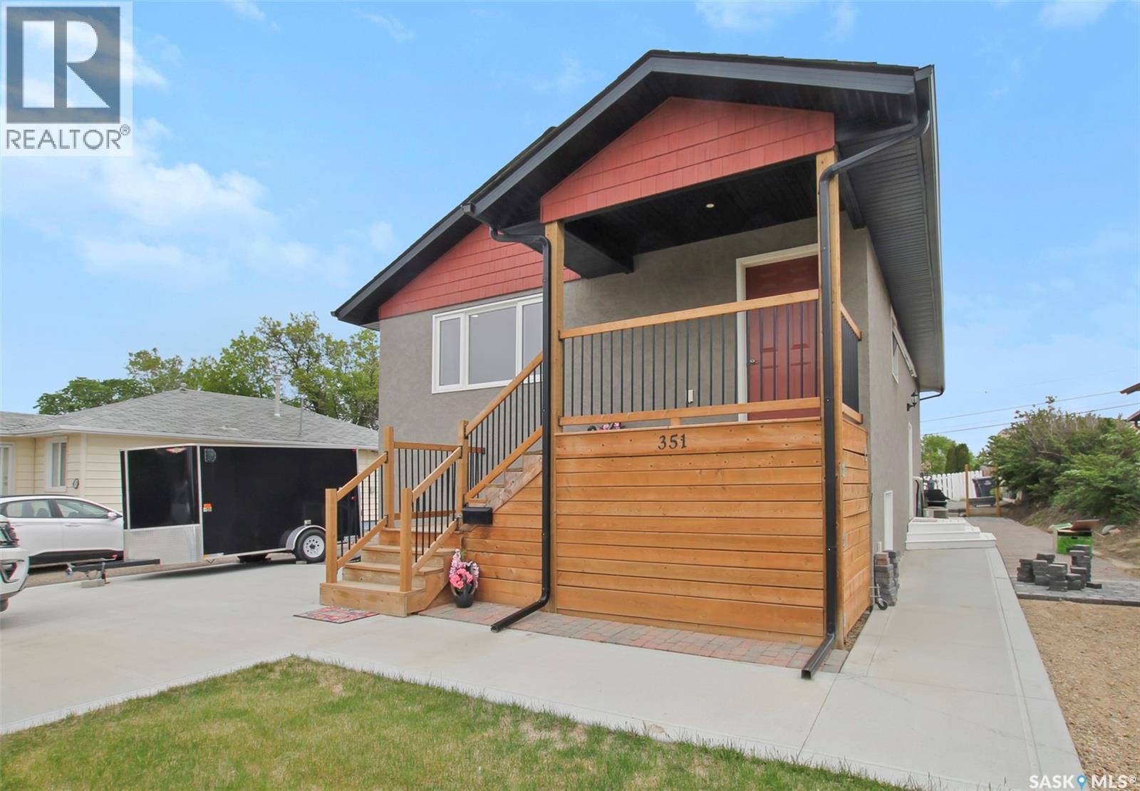 351 4th AVENUE NW - 1