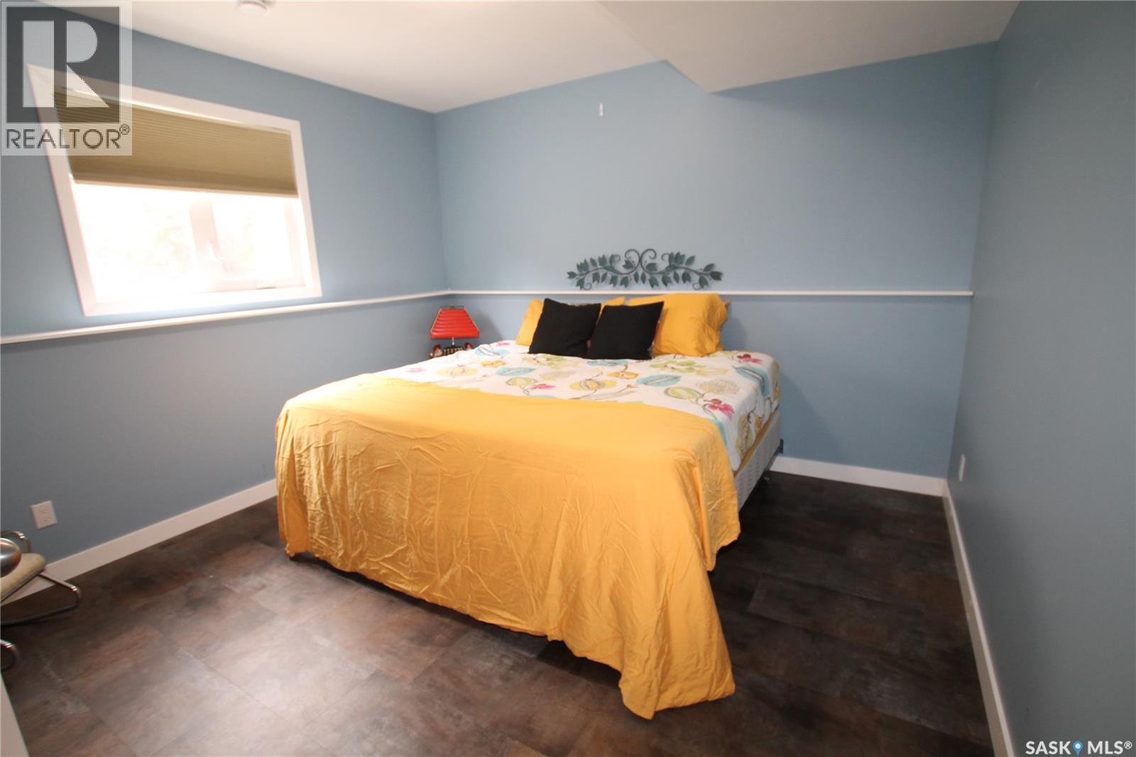 351 4th AVENUE NW - 20