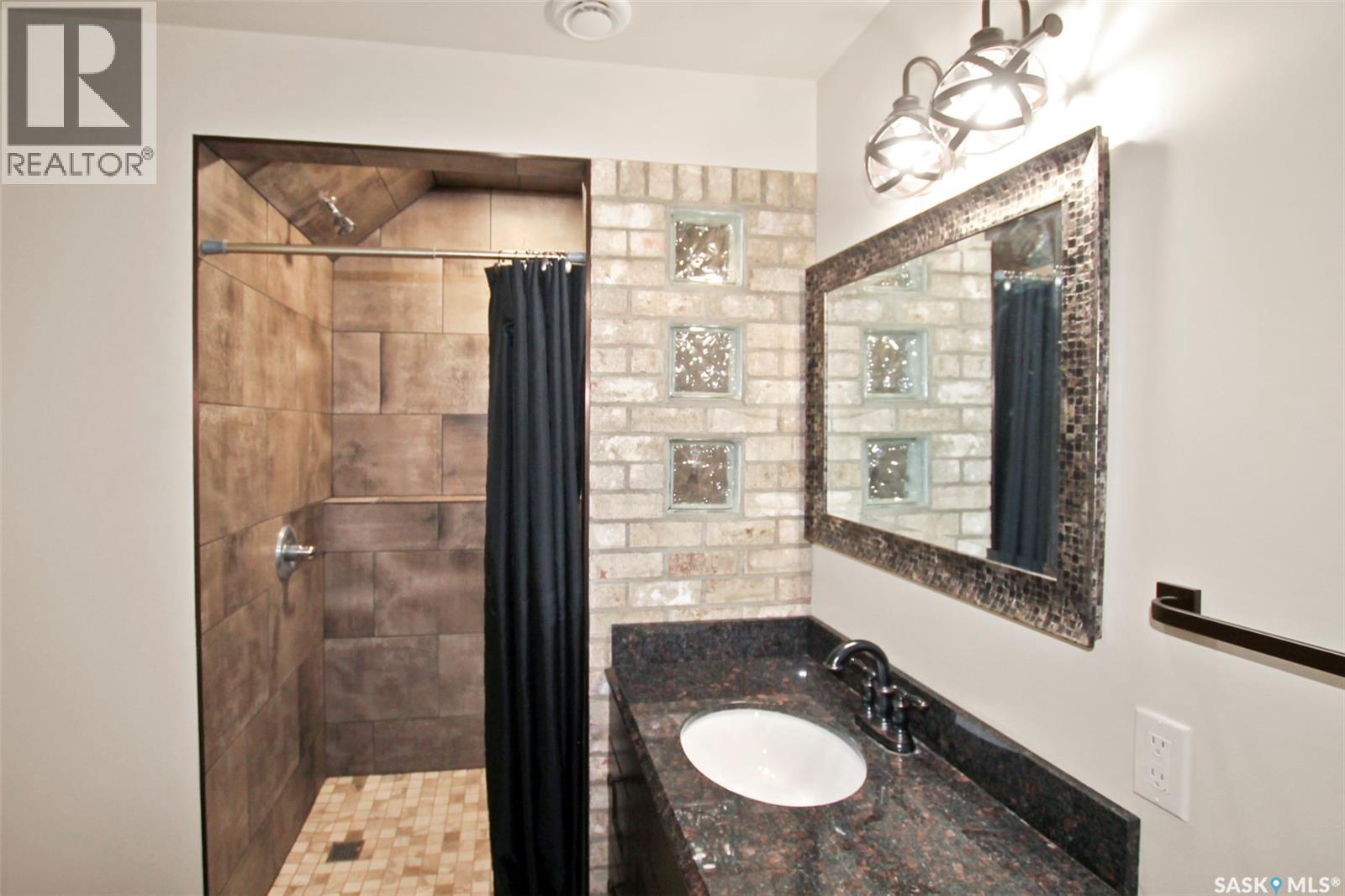 351 4th AVENUE NW - 21