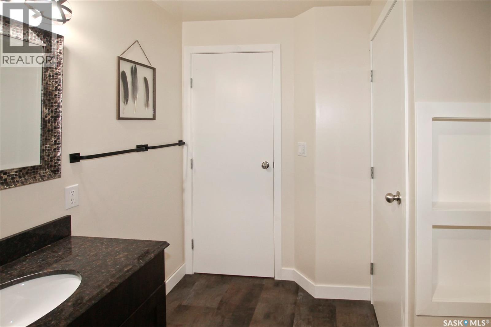351 4th AVENUE NW - 22