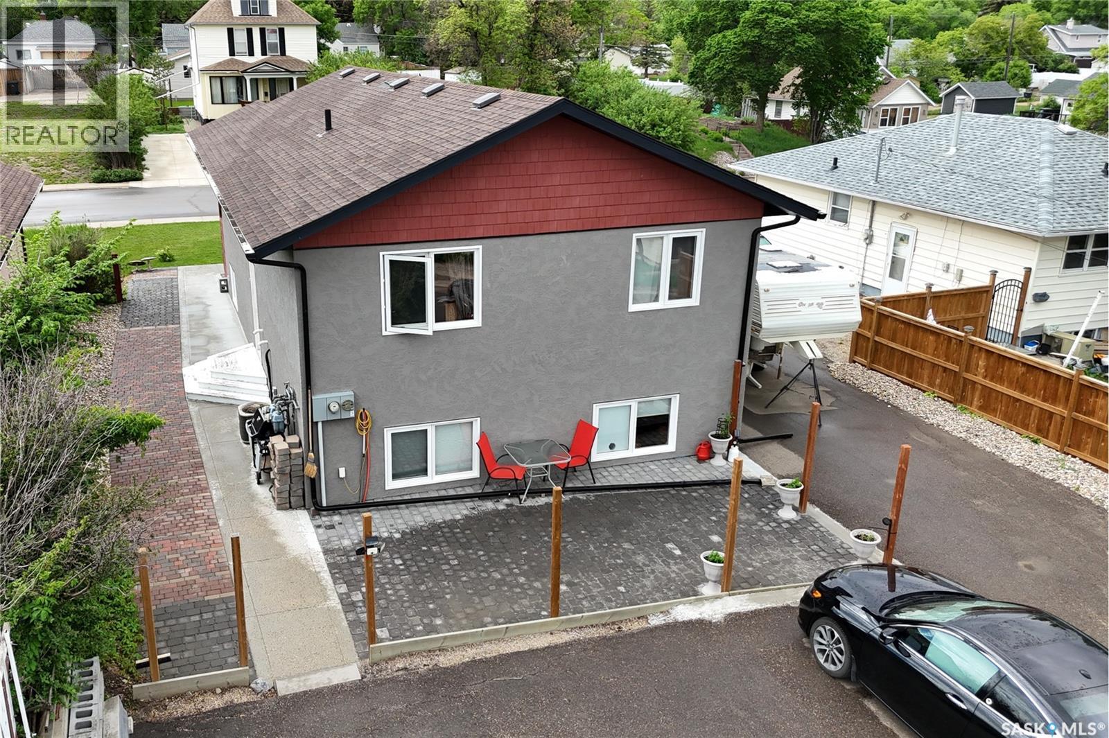 351 4th AVENUE NW - 27