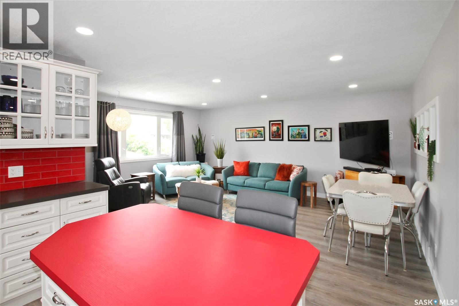 351 4th AVENUE NW - 9