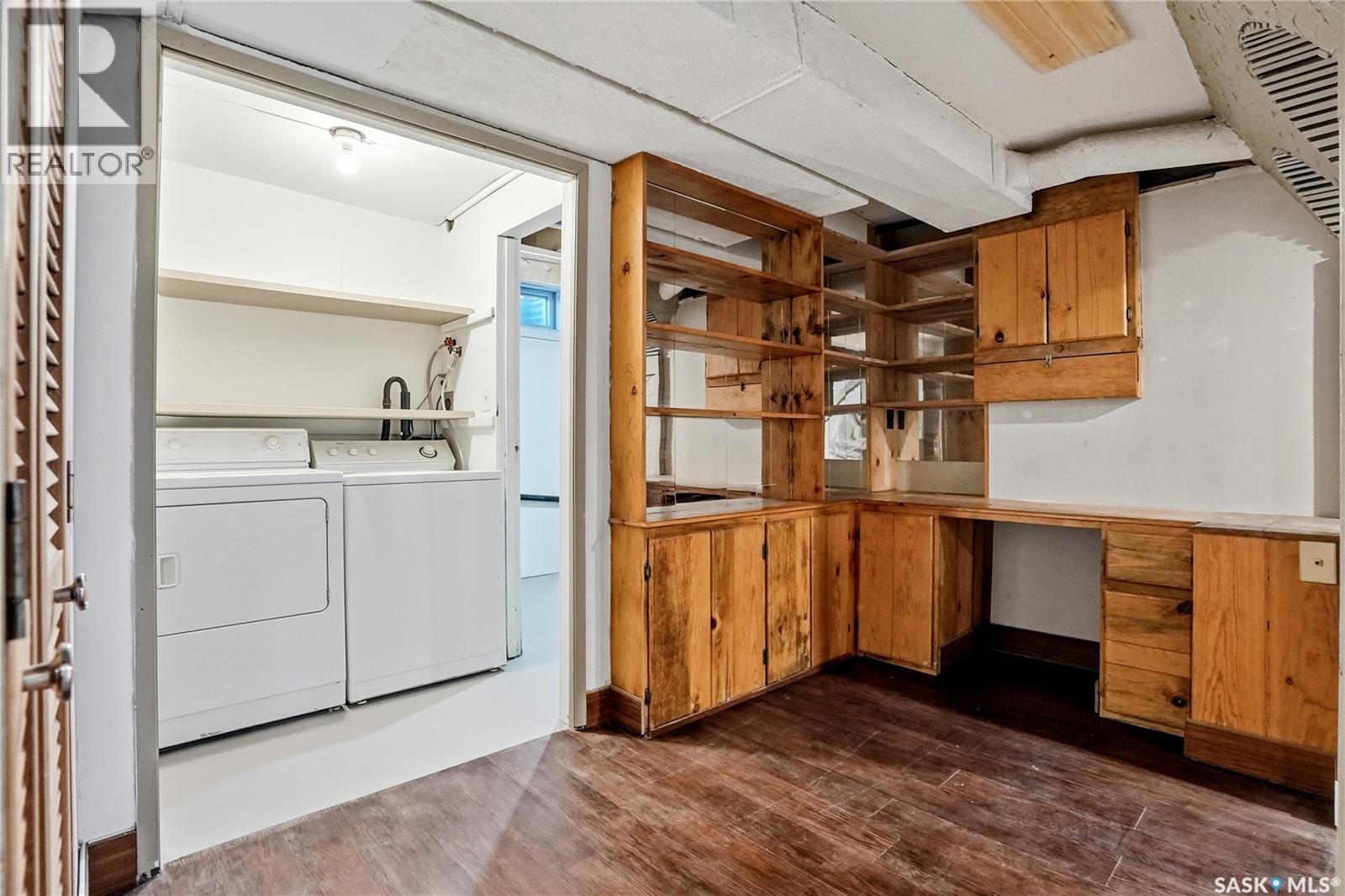 #93 1128 Mckercher DRIVE - 34