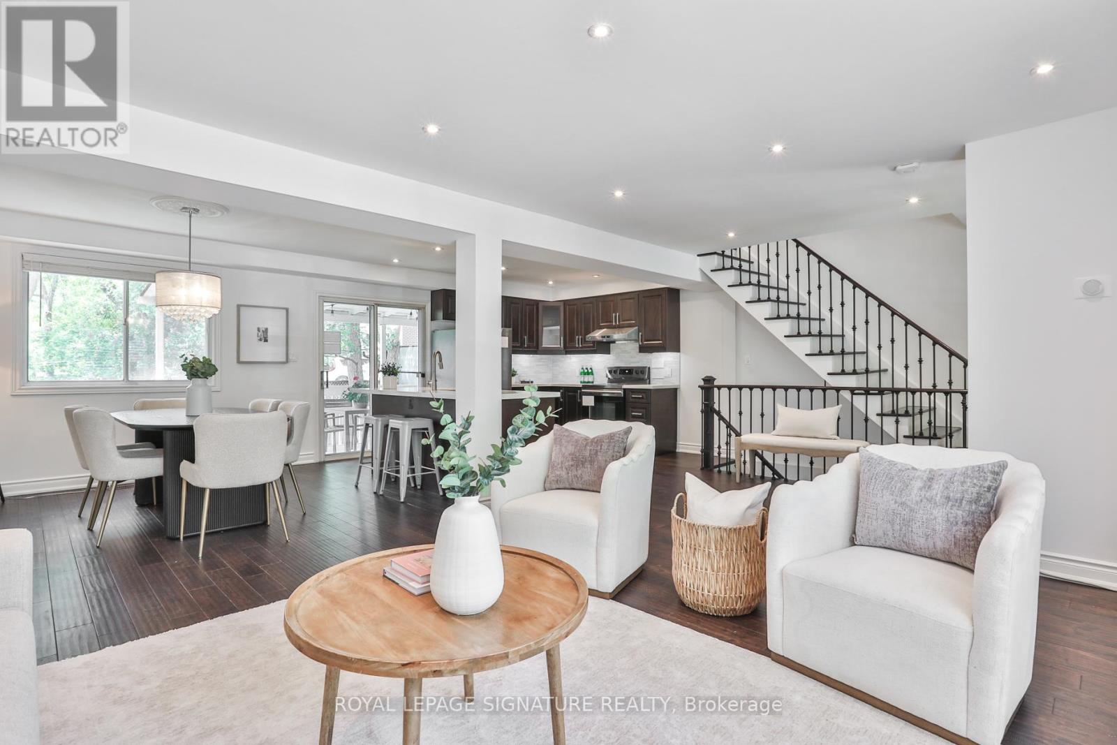 Listing photo of 280 GOWAN AVENUE