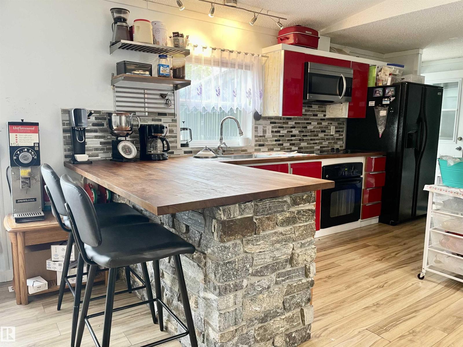 73 Willow Park Estates, Leduc