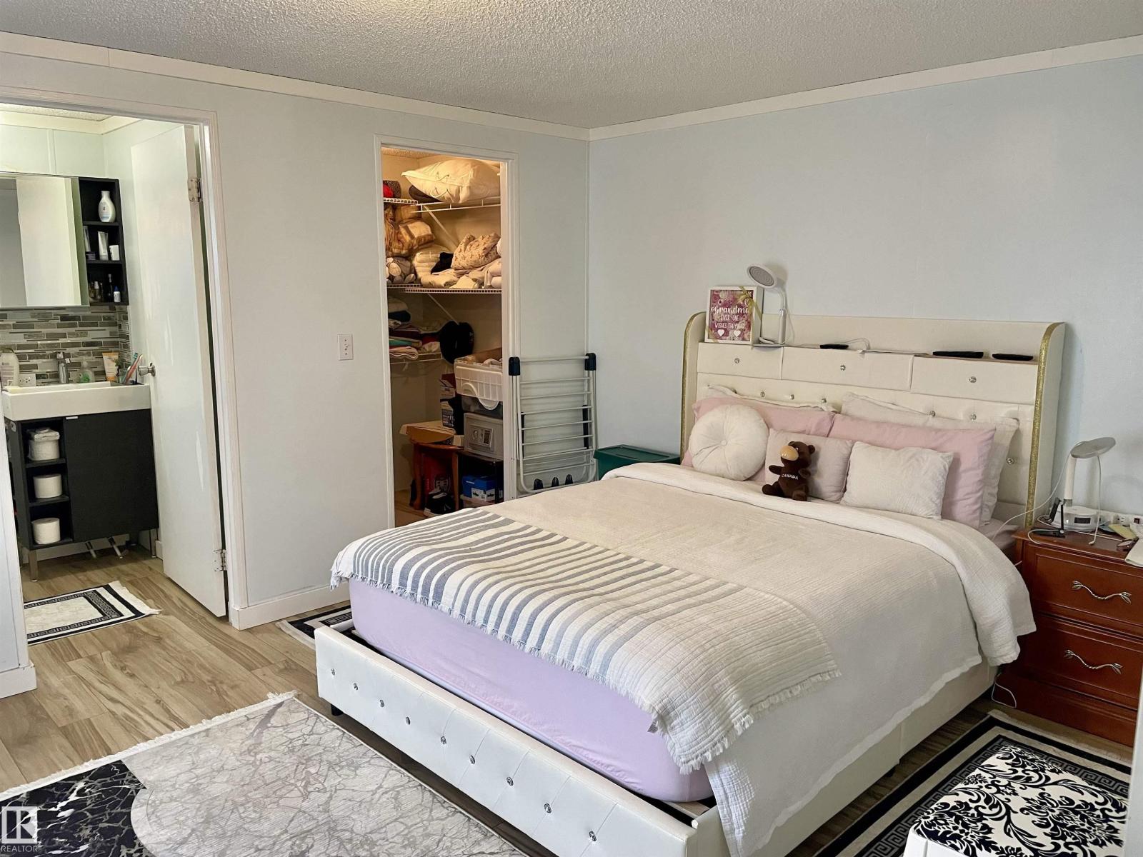 73 Willow Park Estates, Leduc