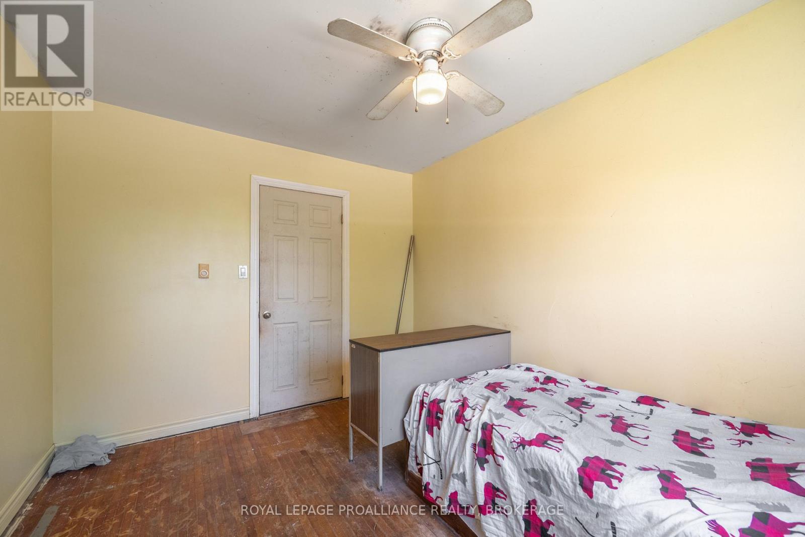 3734 BATTERSEA ROAD - 22