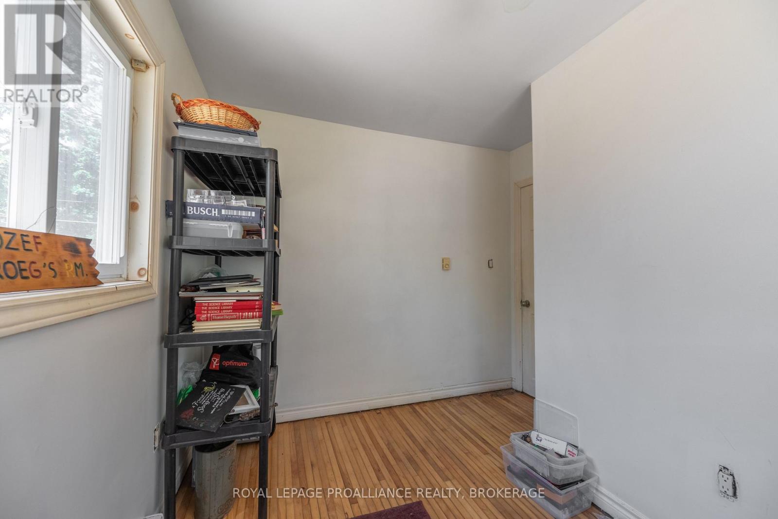 3734 BATTERSEA ROAD - 24