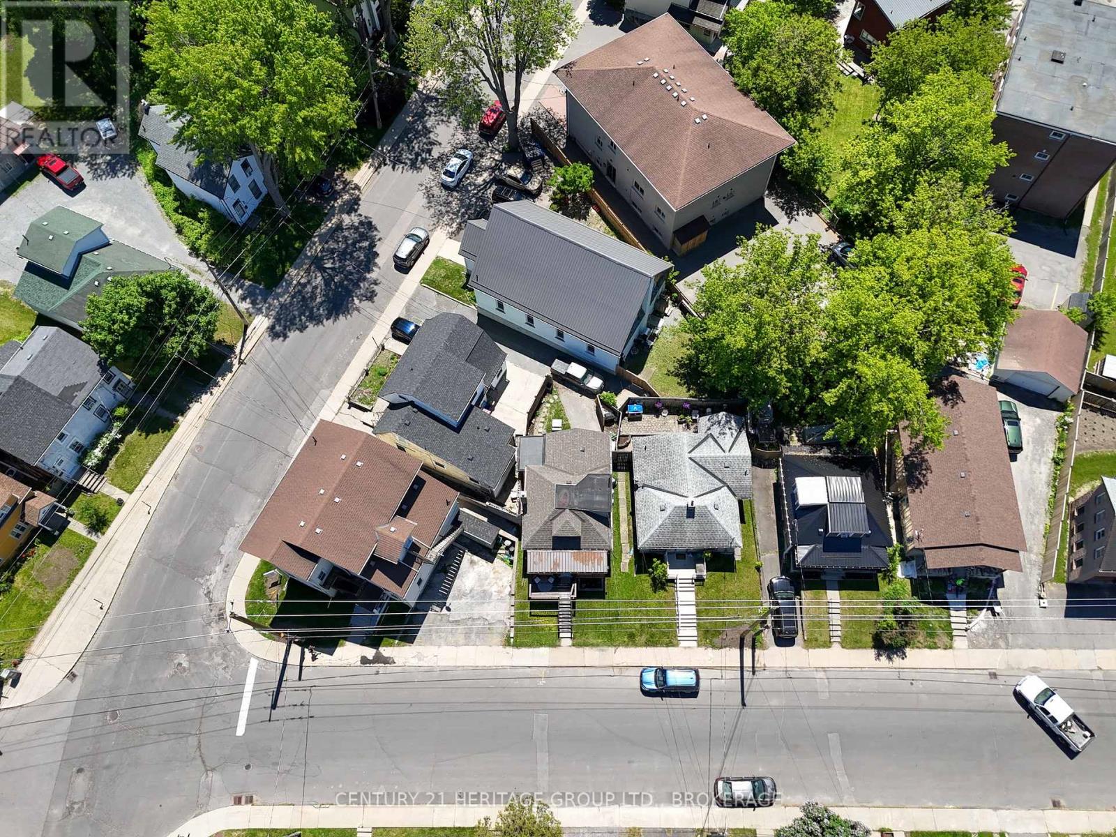 198 RAGLAN ROAD - 32