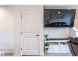 12112 35 Av Sw, Edmonton, AB T6W5E9 Photo 13