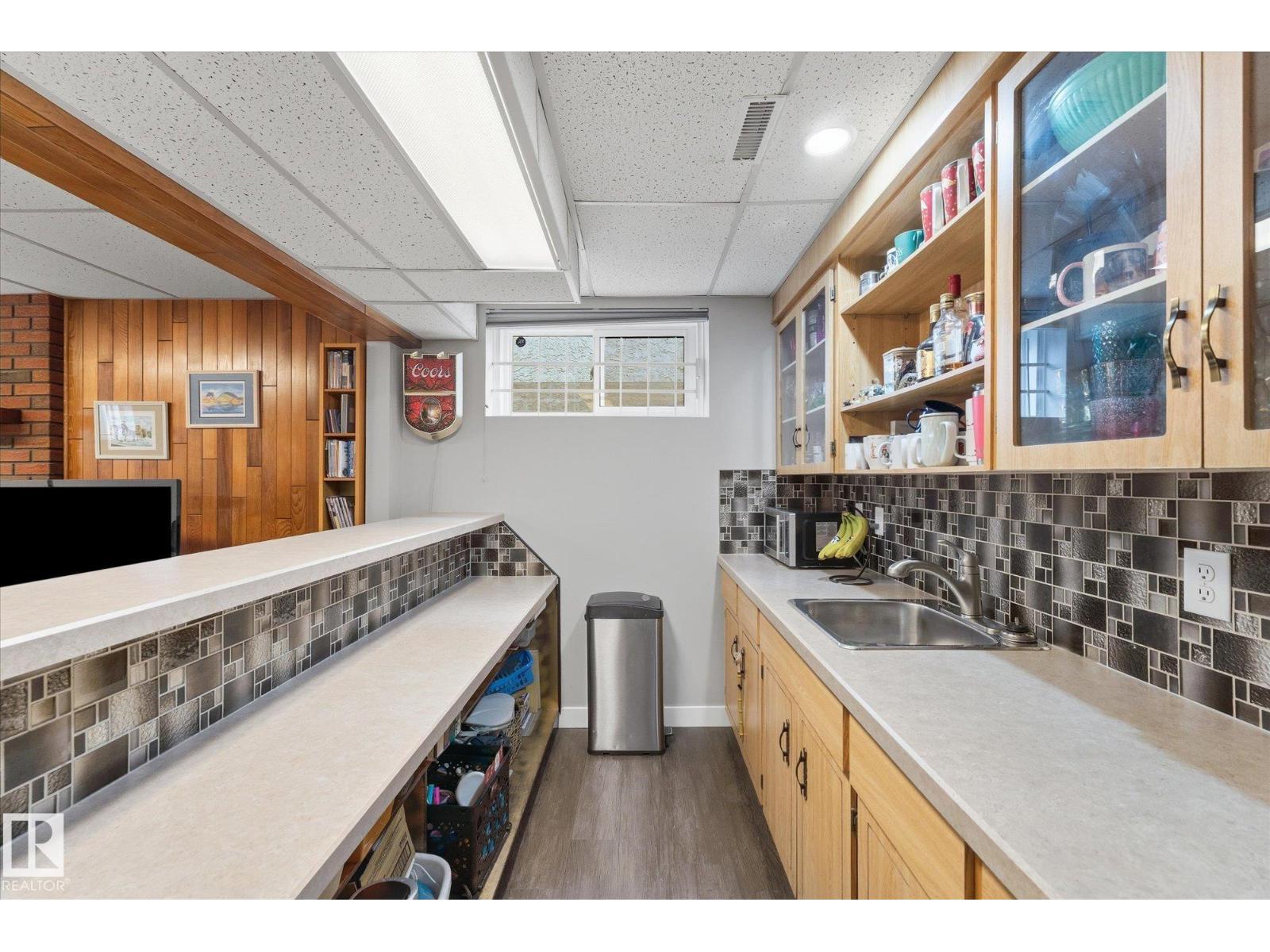 11331 25 AV NW - 44