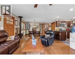 Laundry room - 13475 Cedar Rd, Ladysmith, BC V9G1H5 Photo 8