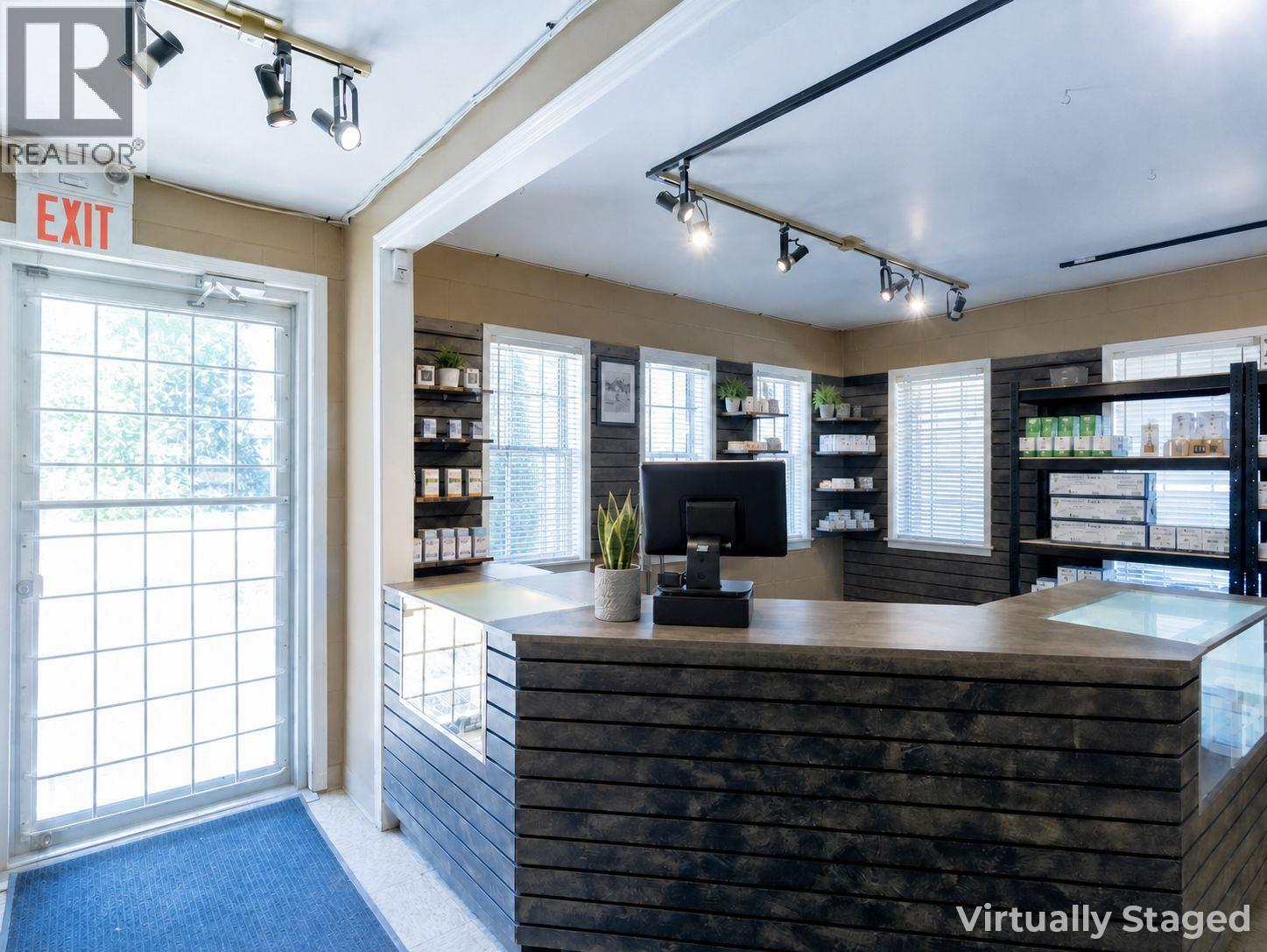  5671 Auto Road Southeast, Salmon Arm