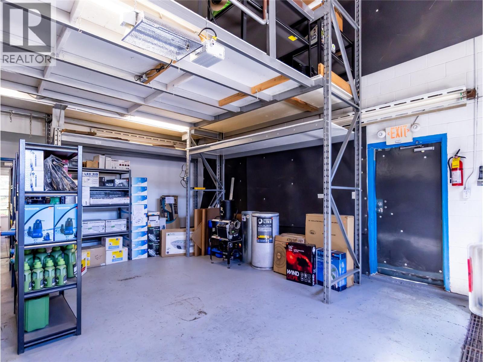  5671 Auto Road Southeast, Salmon Arm