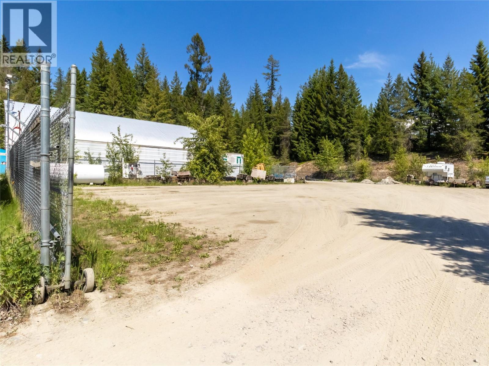  5671 Auto Road Southeast, Salmon Arm