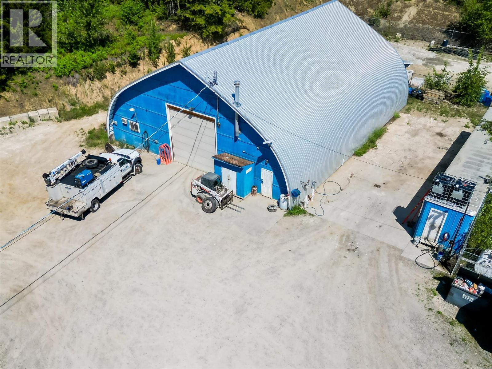  5671 Auto Road Southeast, Salmon Arm