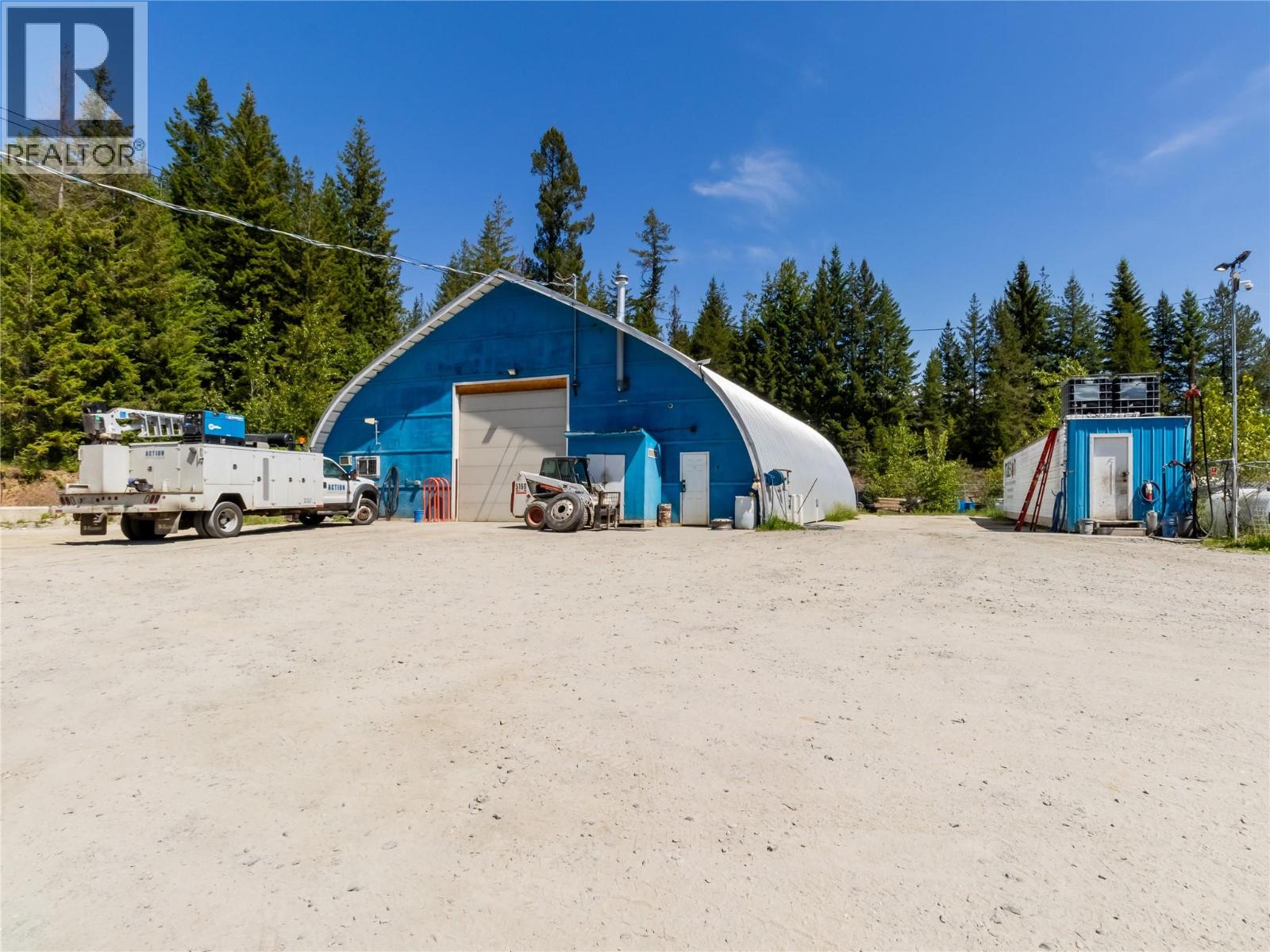  5671 Auto Road Southeast, Salmon Arm