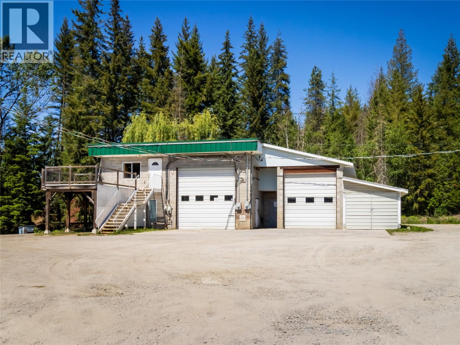  5671 Auto Road Southeast, Salmon Arm