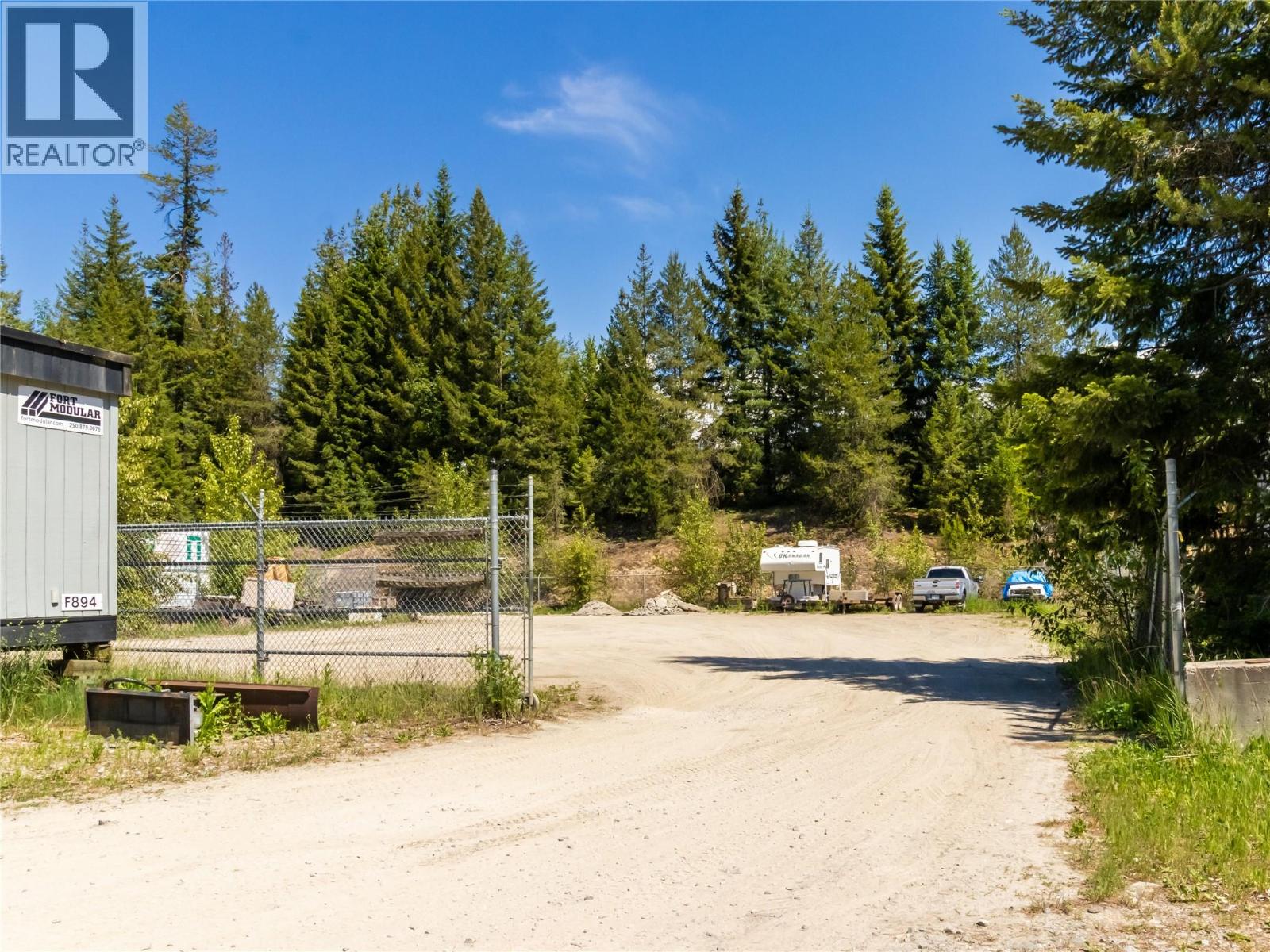  5671 Auto Road Southeast, Salmon Arm
