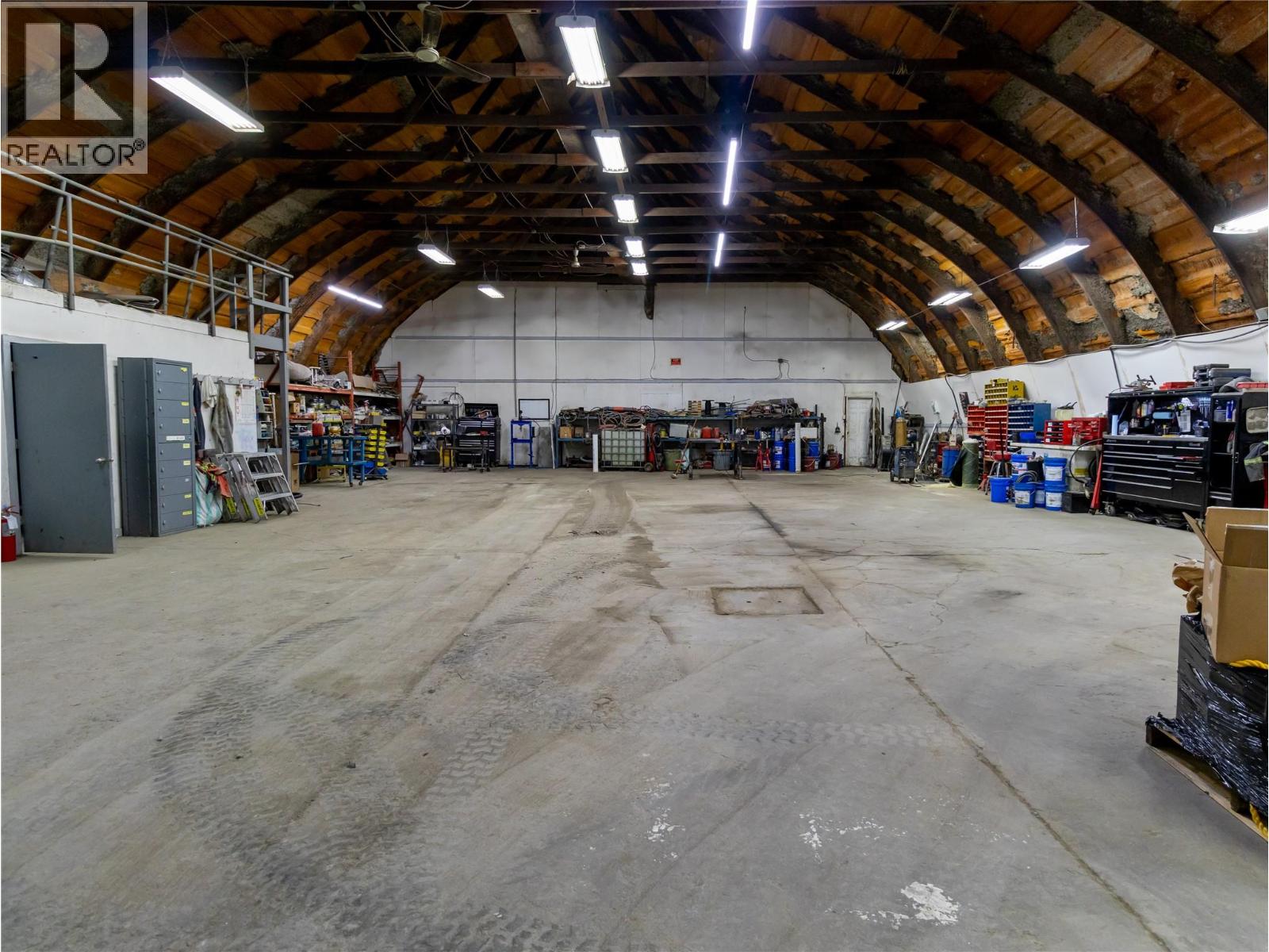  5671 Auto Road Southeast, Salmon Arm