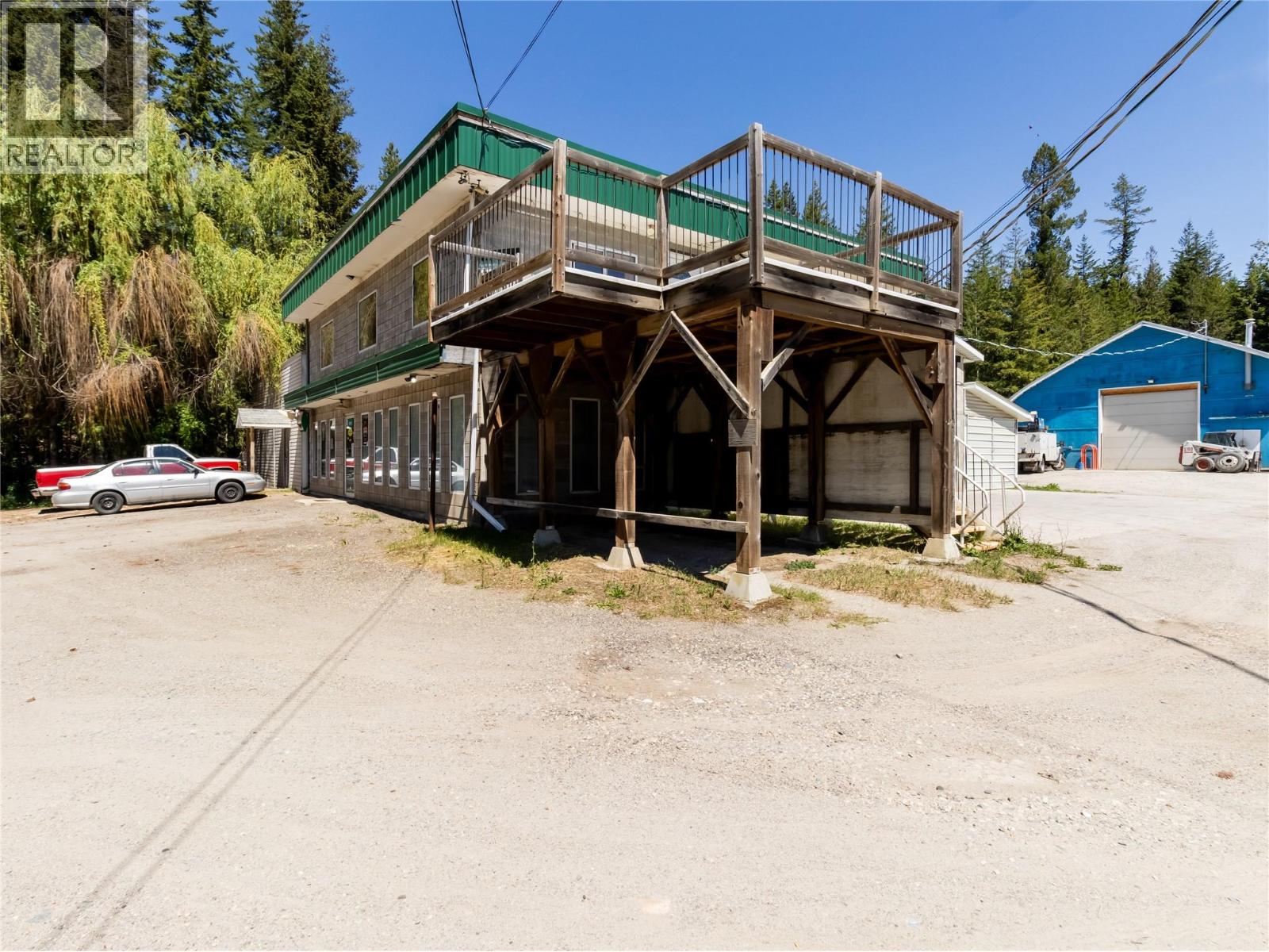  5671 Auto Road Southeast, Salmon Arm