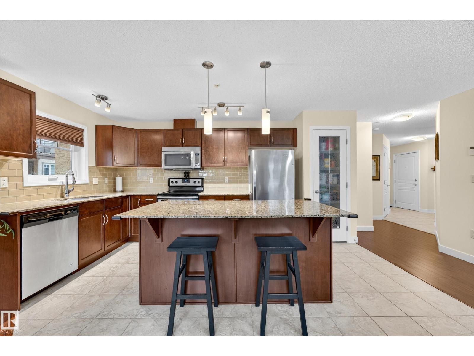 #207 2045 GRANTHAM CO NW — photo 13