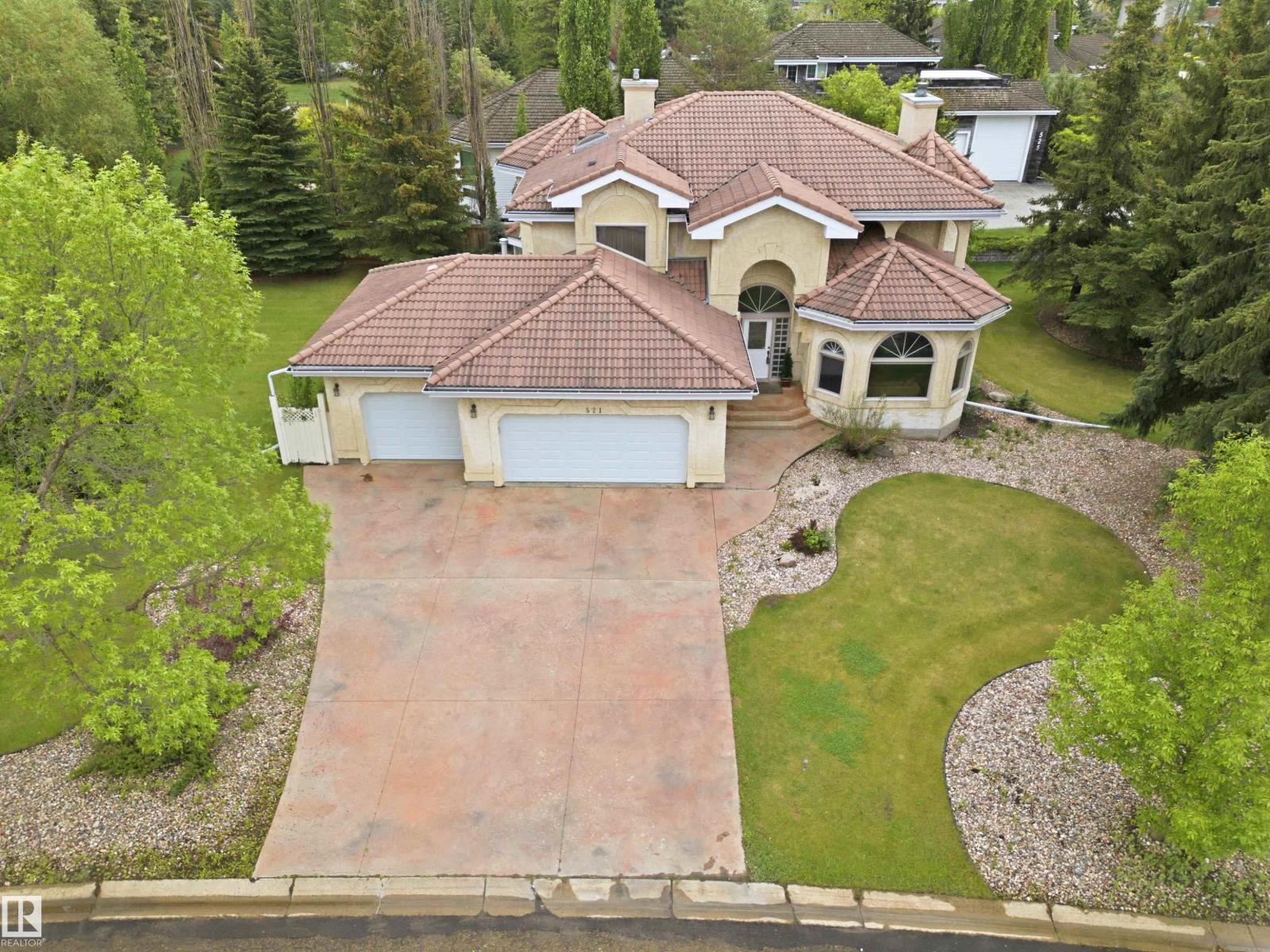 521 ESTATE DR - 1