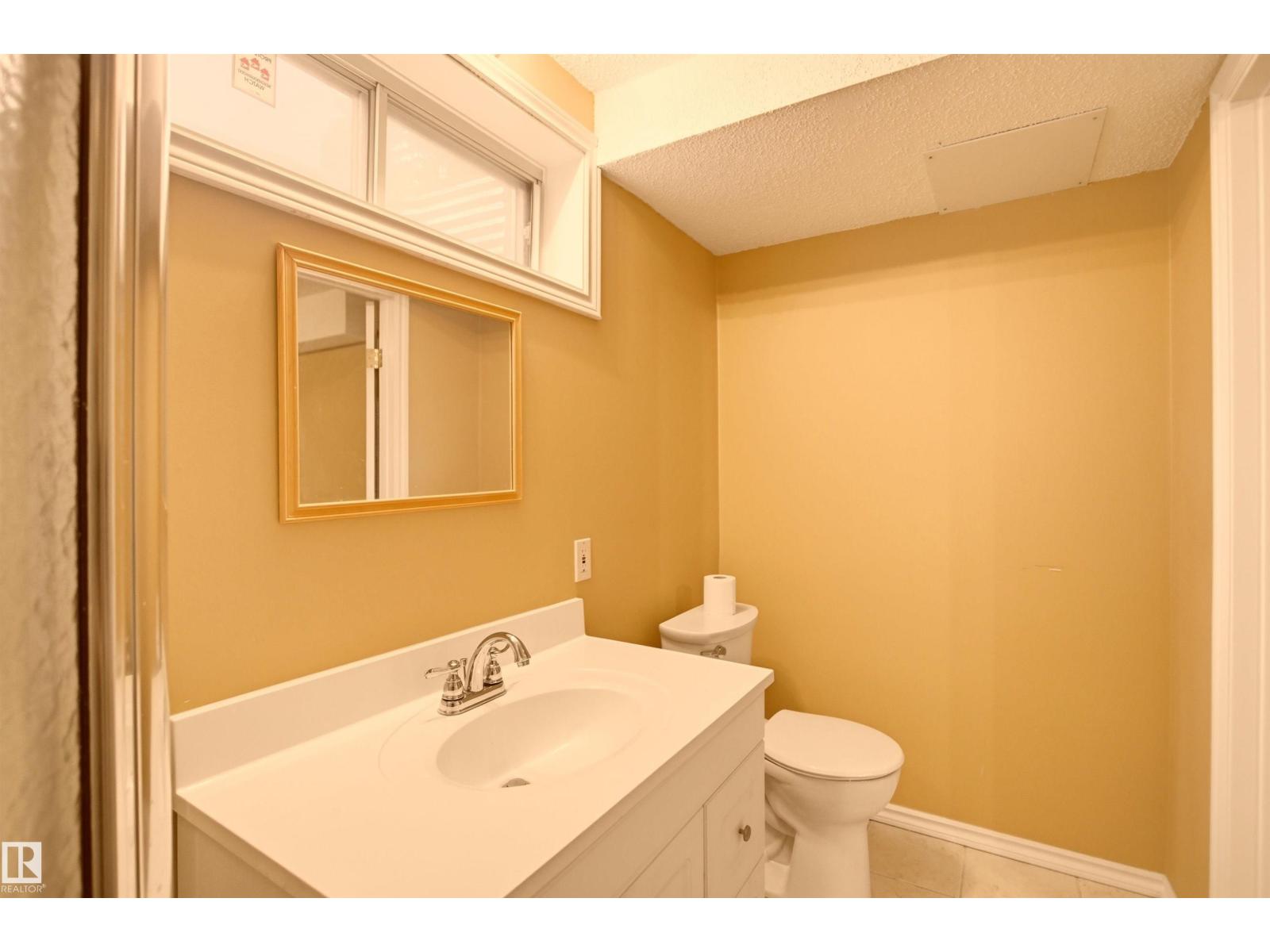521 ESTATE DR - 41