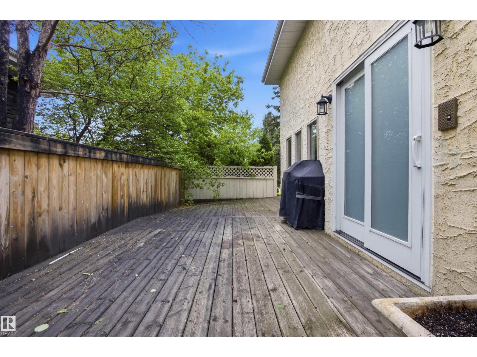 521 ESTATE DR - 45