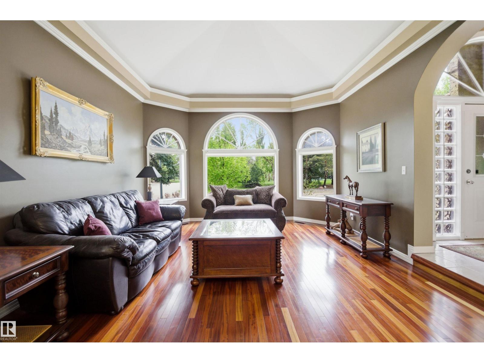 521 ESTATE DR - 6