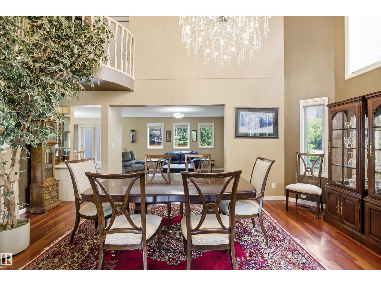 521 ESTATE DR - 8