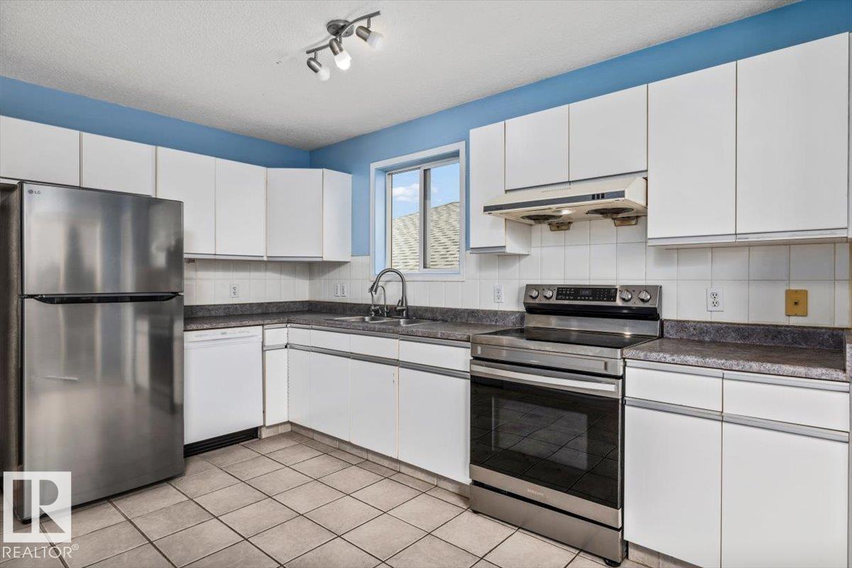 8103 154 AV NW - 13