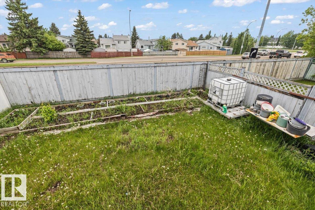 8103 154 AV NW - 37
