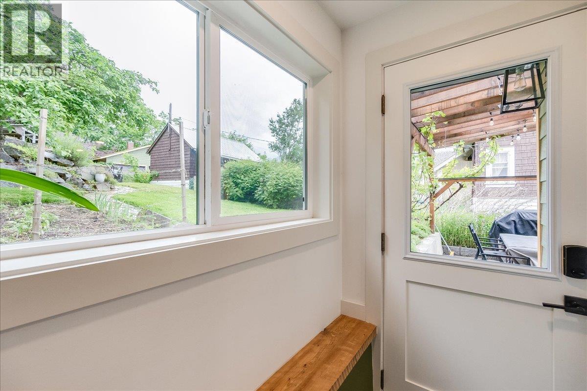 720 Latimer Street - 27