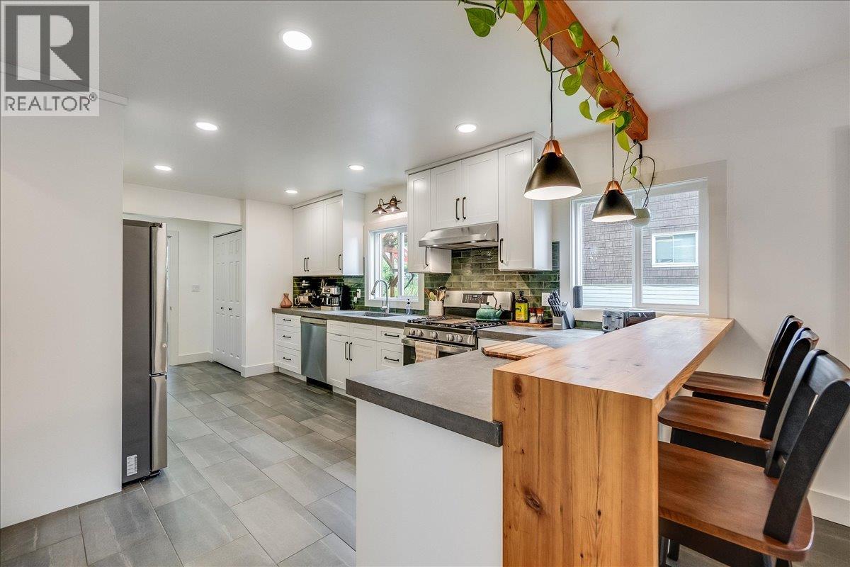 720 Latimer Street - 18