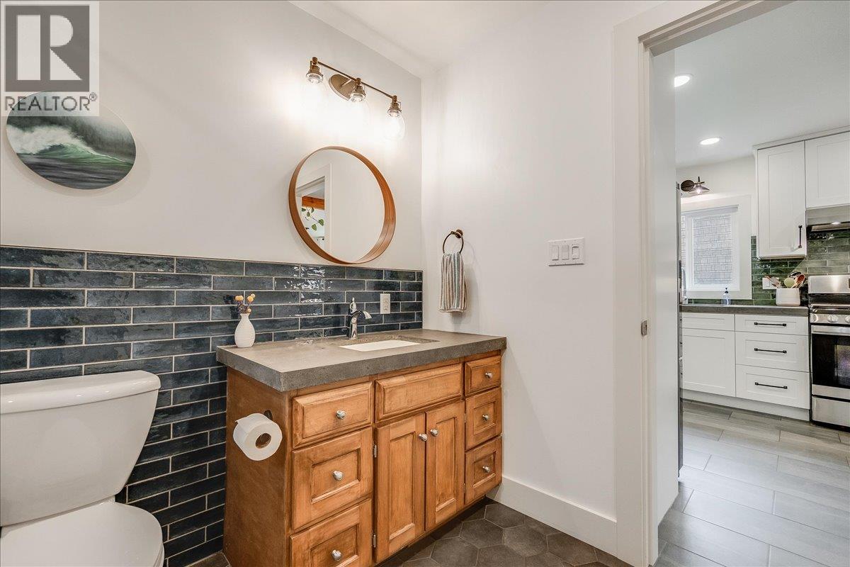 720 Latimer Street - 33