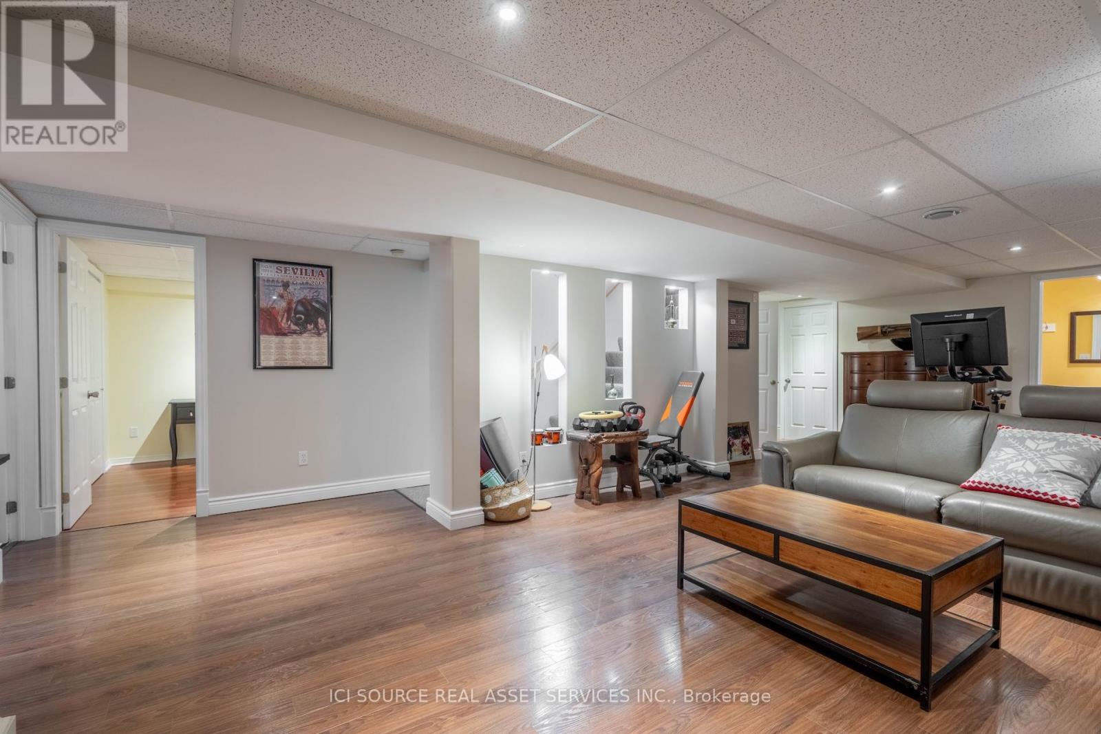 19241 RICHMOND COURT - 24
