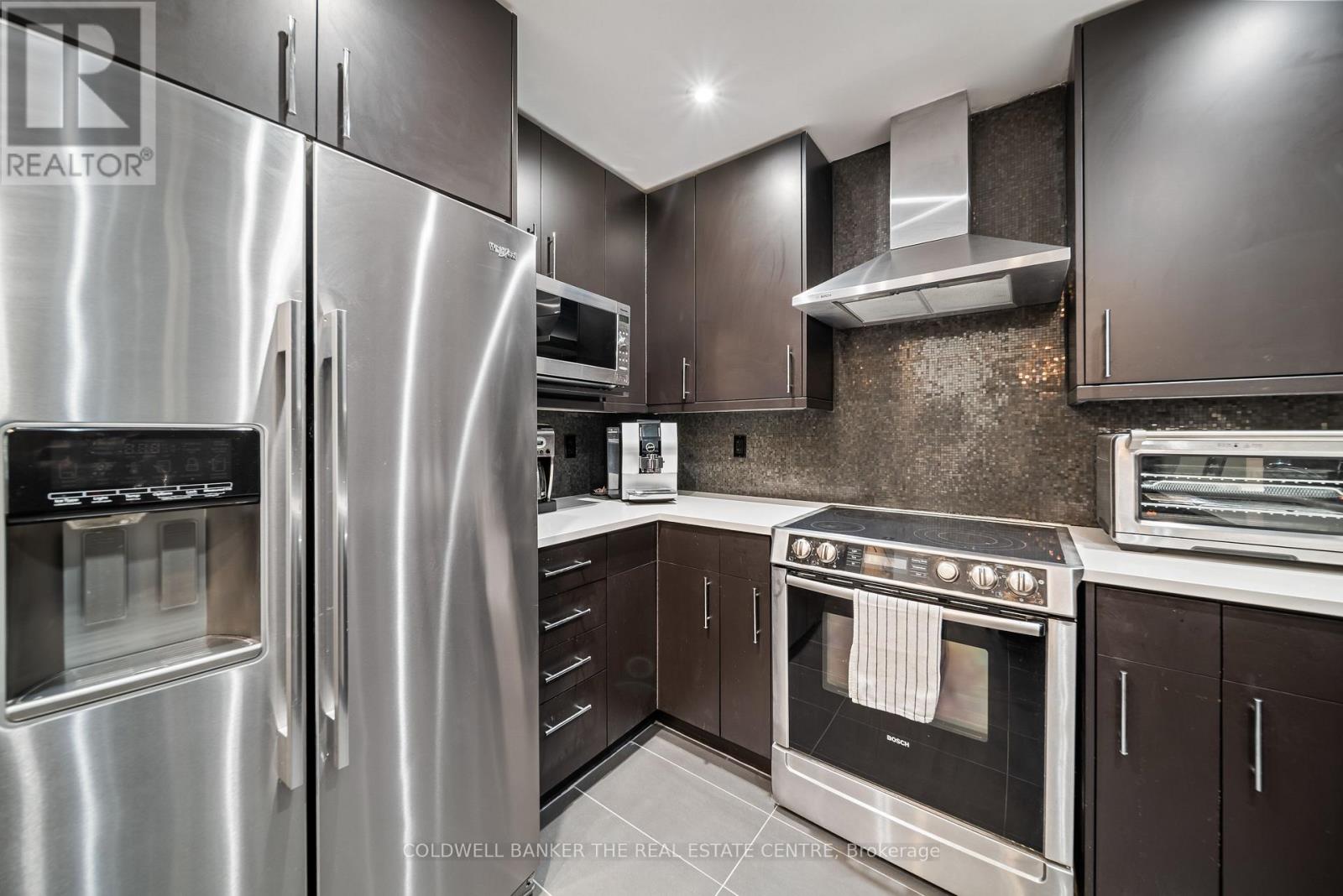 #206 447 WALMER ROAD - 13