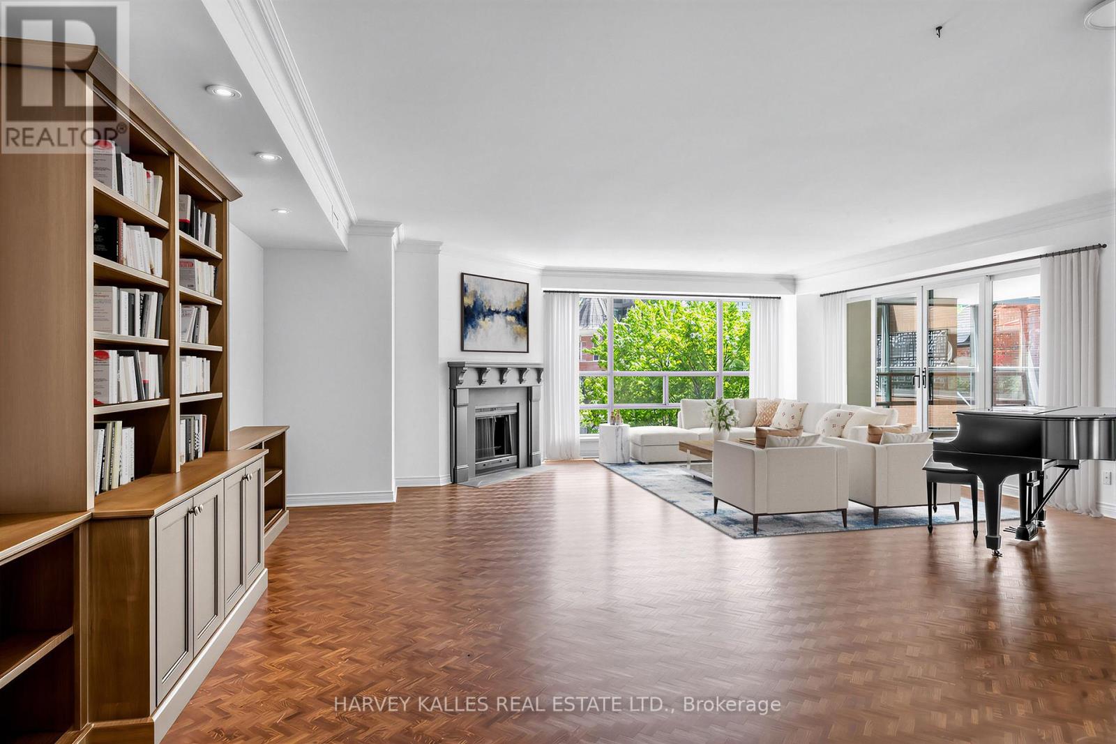 #310 4 LOWTHER AVENUE - 3