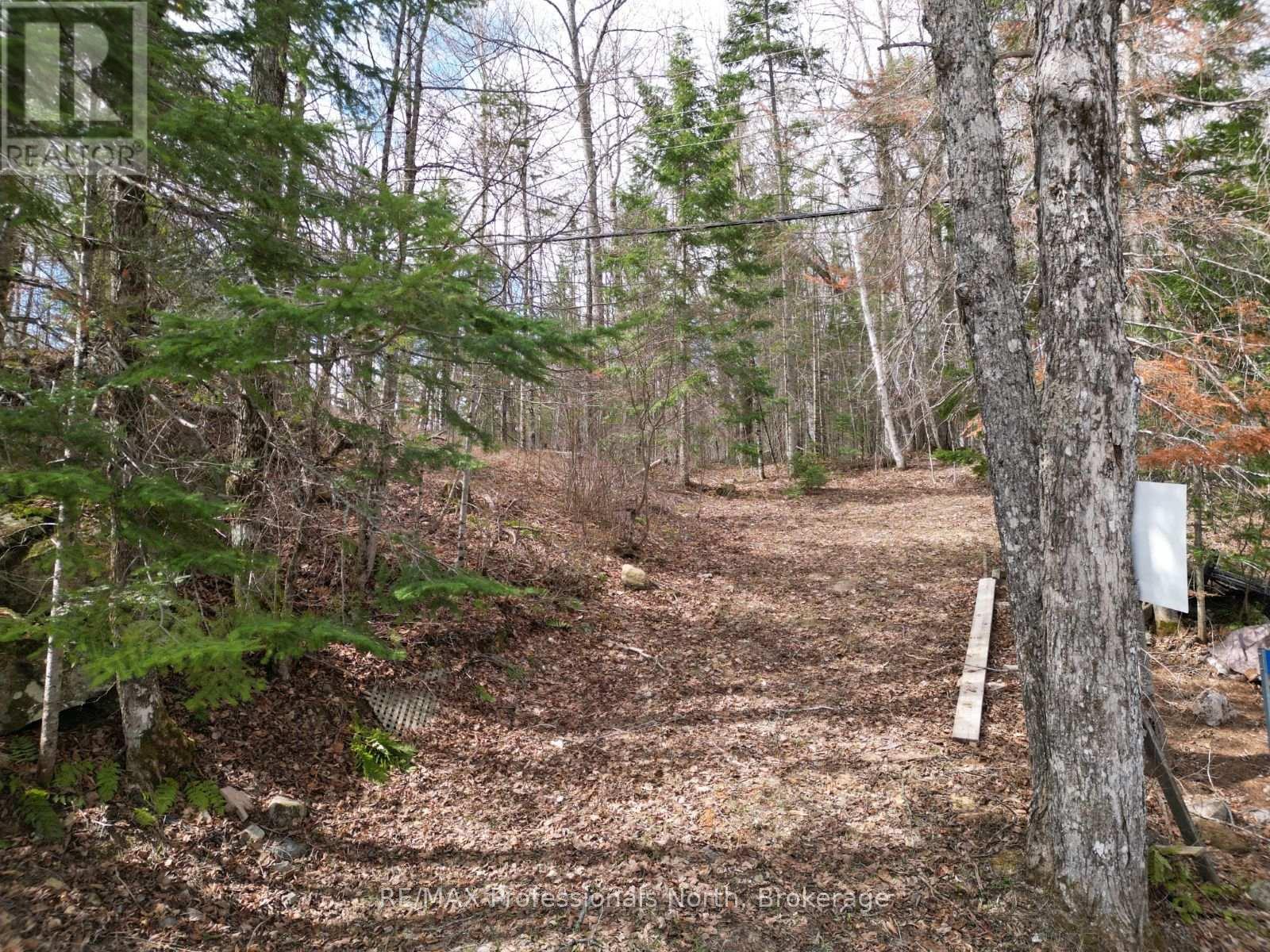 1027 DOW TRAIL - 2